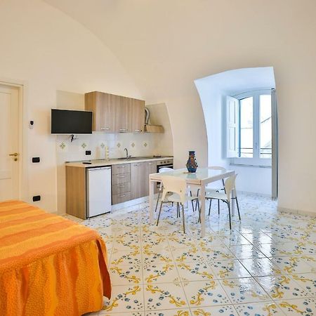 Della Monica Rooms Vietri Εξωτερικό φωτογραφία