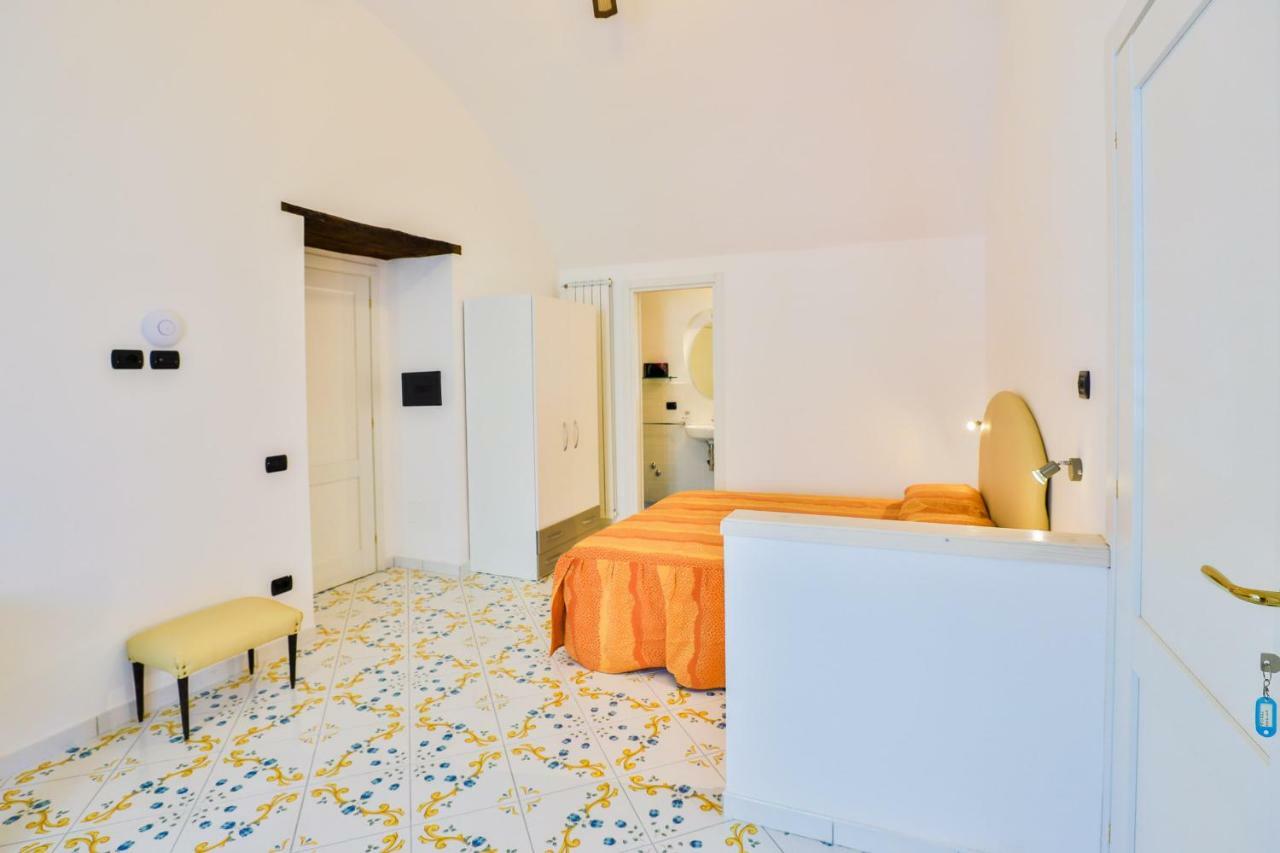 Della Monica Rooms Vietri Εξωτερικό φωτογραφία