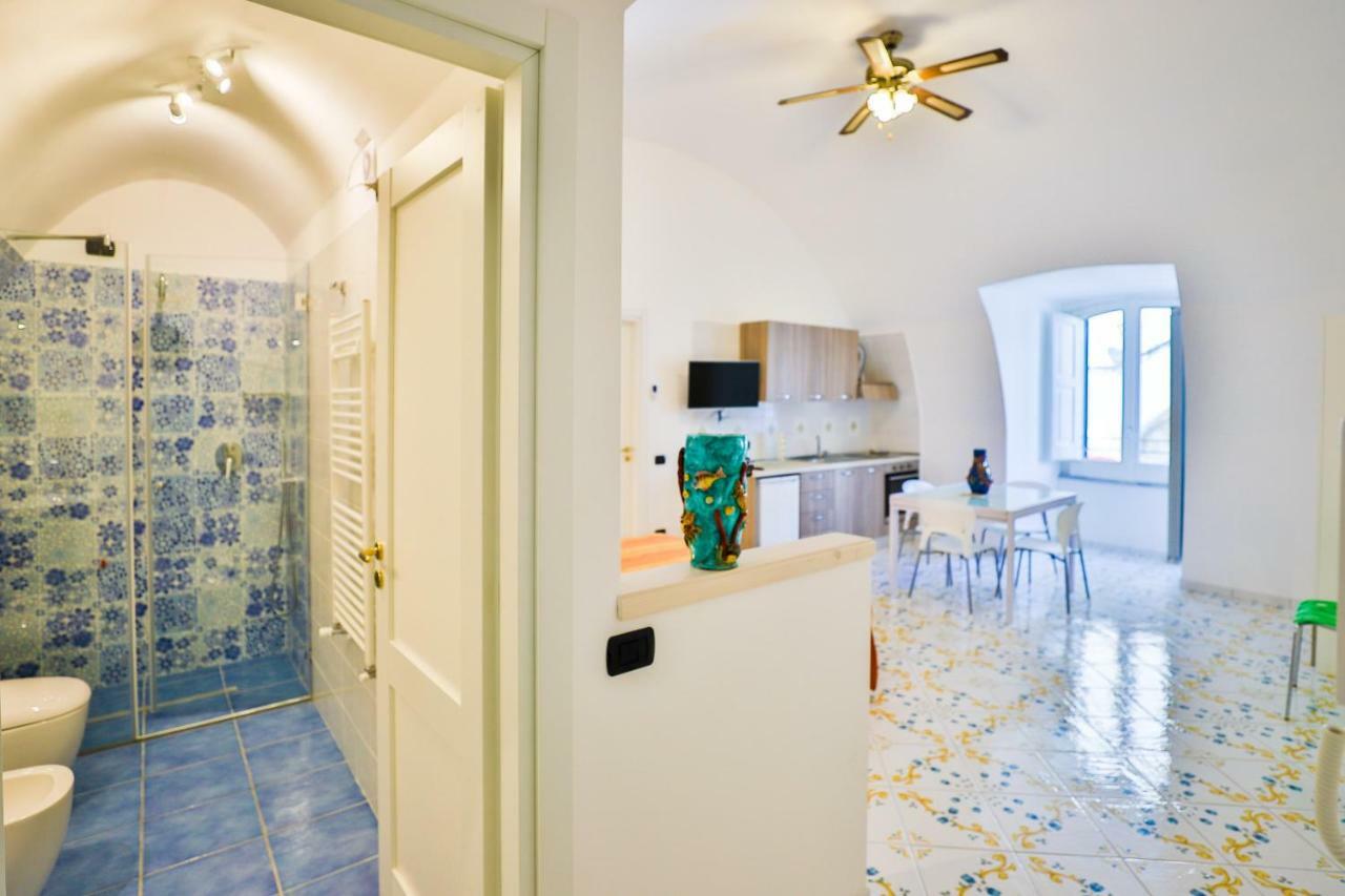 Della Monica Rooms Vietri Εξωτερικό φωτογραφία