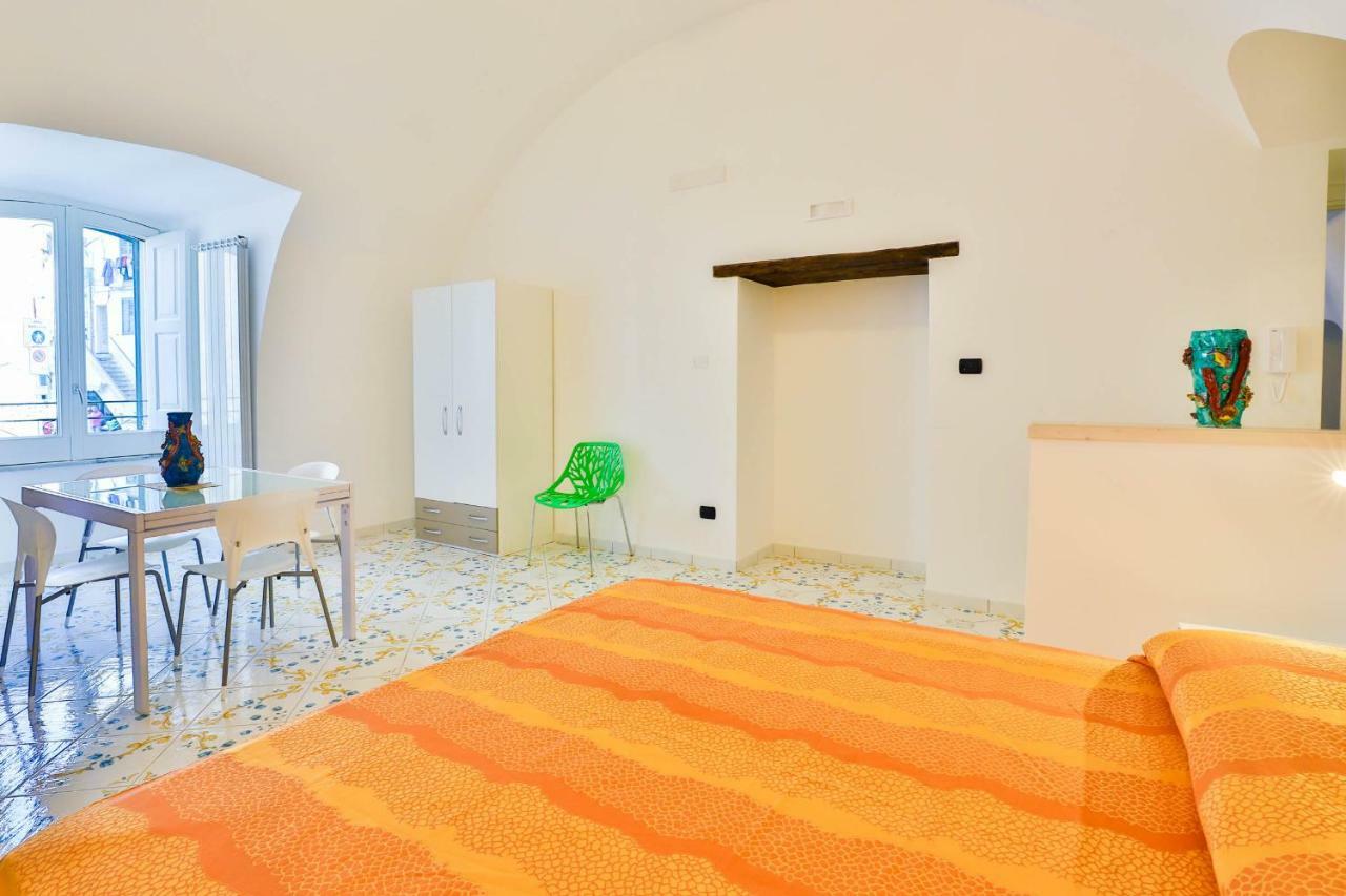 Della Monica Rooms Vietri Εξωτερικό φωτογραφία